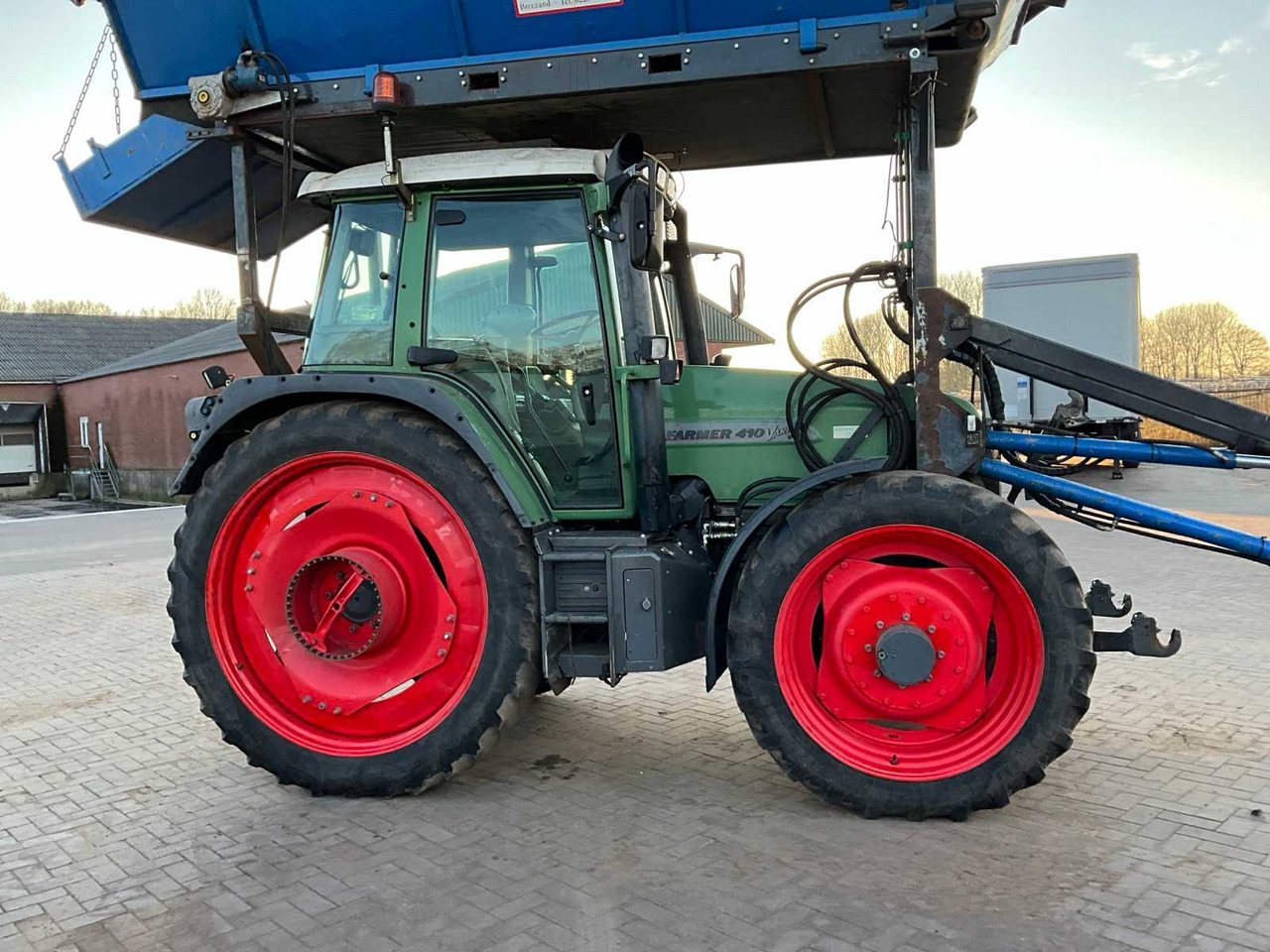 FENDT ALL-WHEEL DRIVE AGRICULTURAL TRACTOR (C) - Traktor: pilt 3 FENDT ALL-WHEEL DRIVE AGRICULTURAL TRACTOR (C) - Traktor: pilt 3