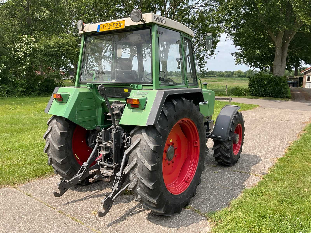 Fendt Farmer 309LS Turbomatik - Traktor: pilt 3 Fendt Farmer 309LS Turbomatik - Traktor: pilt 3