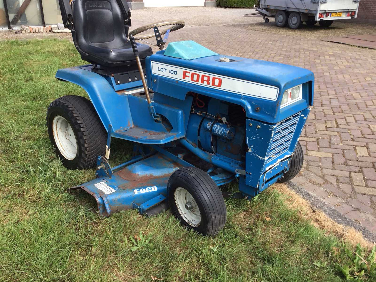 Ford LGT 100 Oldtimer - Muruniiduk: pilt 4 Ford LGT 100 Oldtimer - Muruniiduk: pilt 4