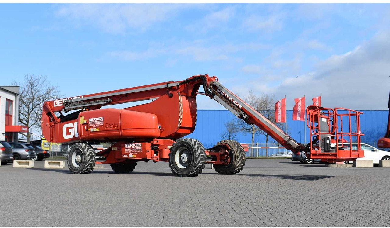 Genie Z135 - Platvorm: pilt 1 Genie Z135 - Platvorm: pilt 1