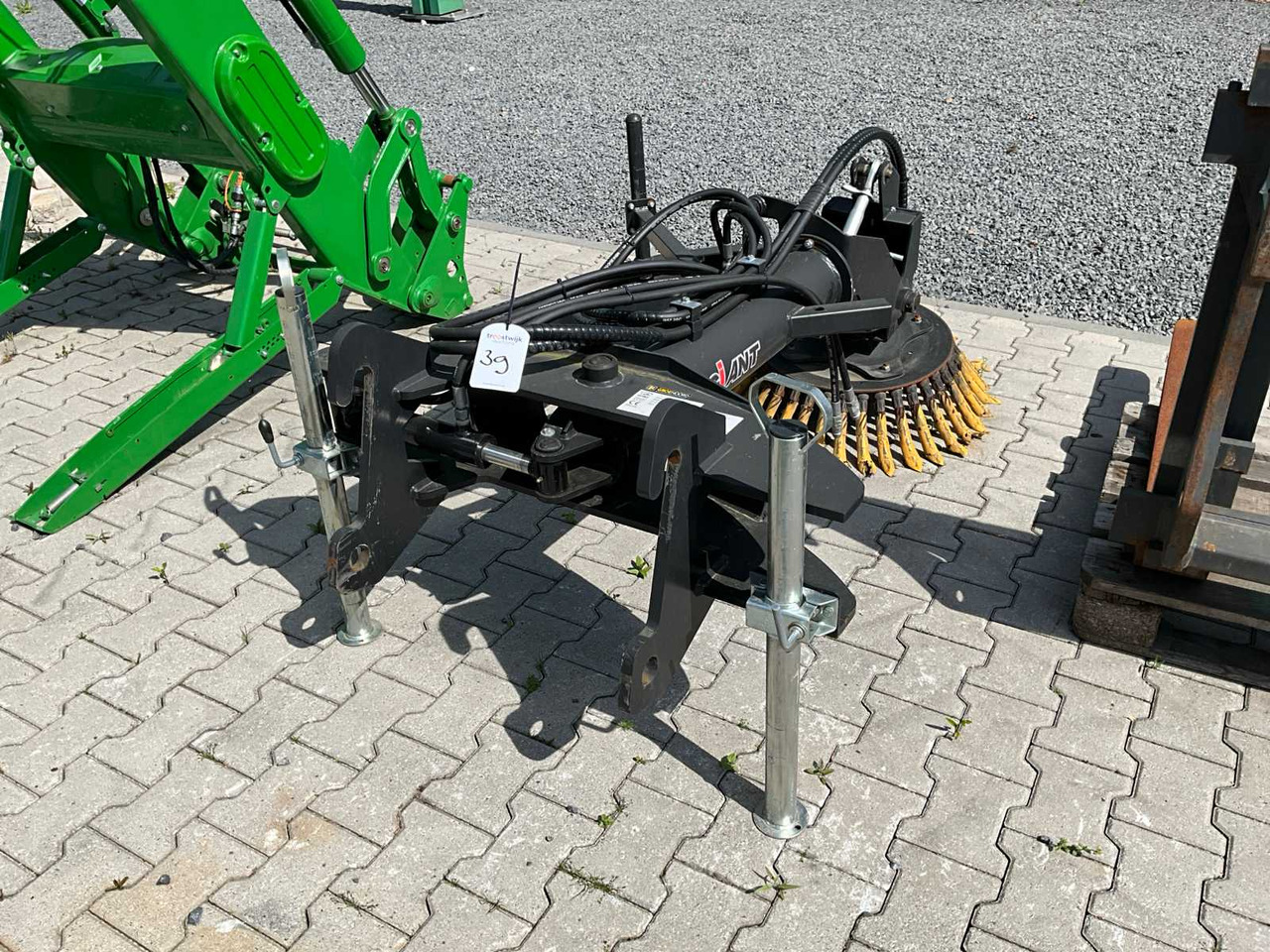 Giant - Maaharimisseadmed: pilt 1 Giant - Maaharimisseadmed: pilt 1