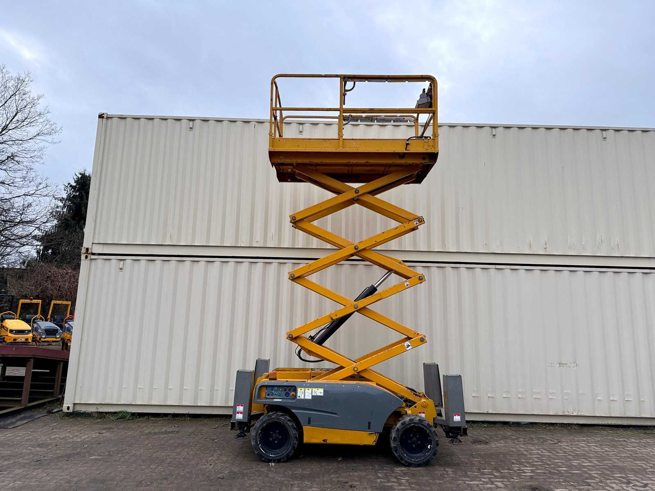 HAULOTTE - COMPACT 10DX 4X4 DIESEL - 10.15 METERS - 2014 - AERIAL WORK PLATFORM - Platvorm: pilt 1 HAULOTTE - COMPACT 10DX 4X4 DIESEL - 10.15 METERS - 2014 - AERIAL WORK PLATFORM - Platvorm: pilt 1