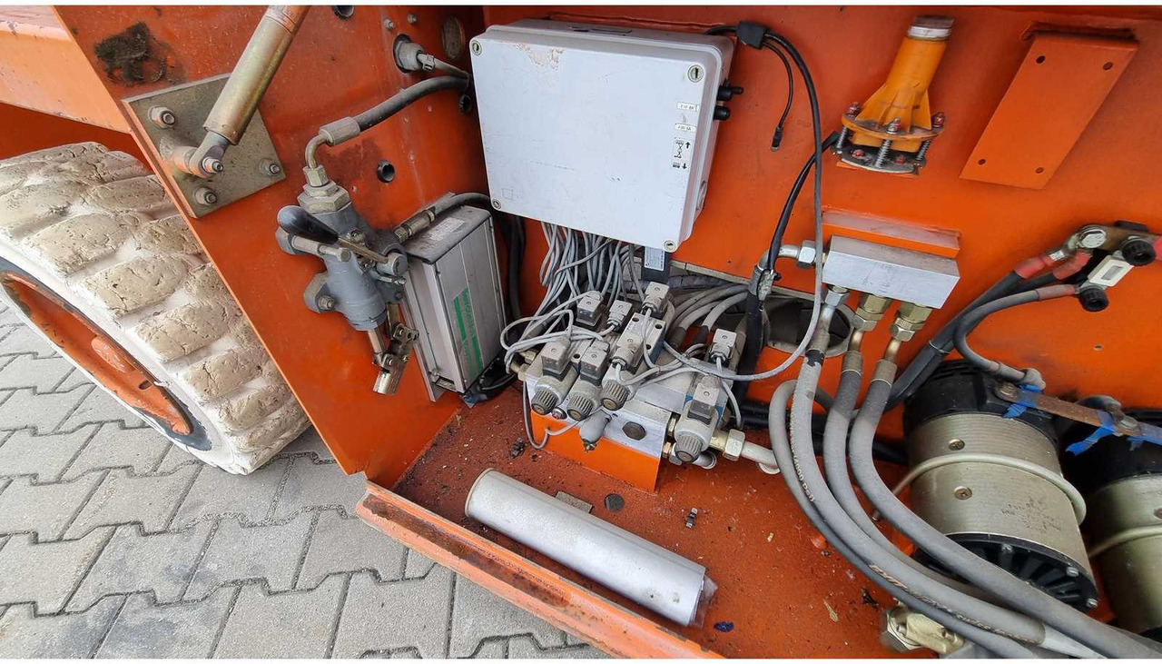 Platvorm HOLLAND LIFT Monostar Q135EL18: pilt 20