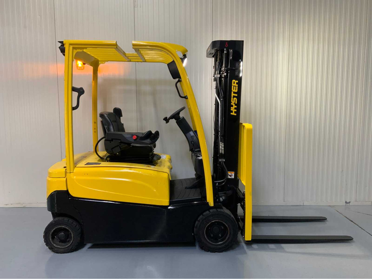 Kahveltõstuk HYSTER - 2018 - J1.8XN - FORKLIFT, TRIPLEX, BLUESPOT, LED LIGHTING: pilt 20