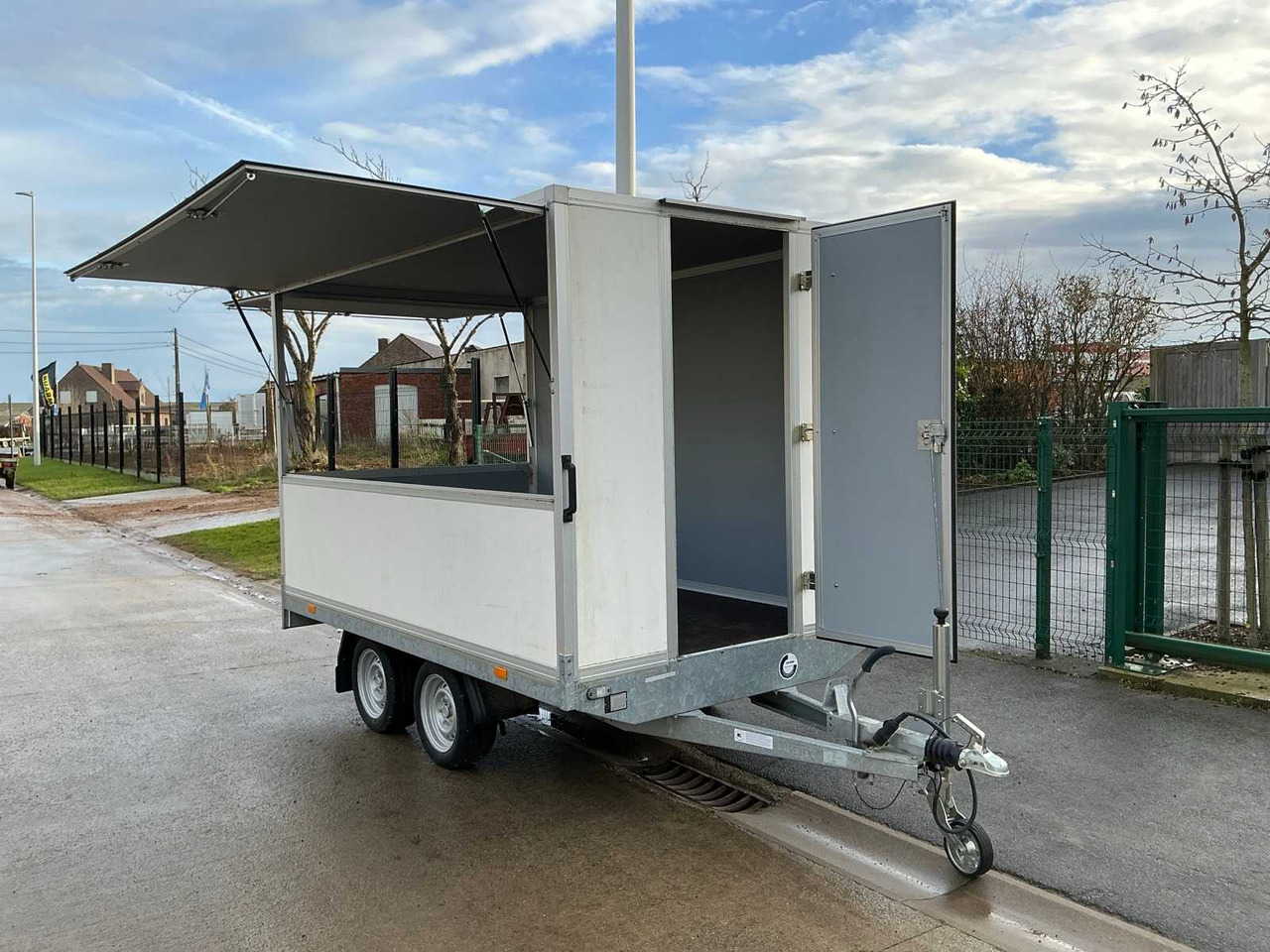 2023 HAPERT SAPPHIRE FOOD TRUCK - Haagis: pilt 2 2023 HAPERT SAPPHIRE FOOD TRUCK - Haagis: pilt 2