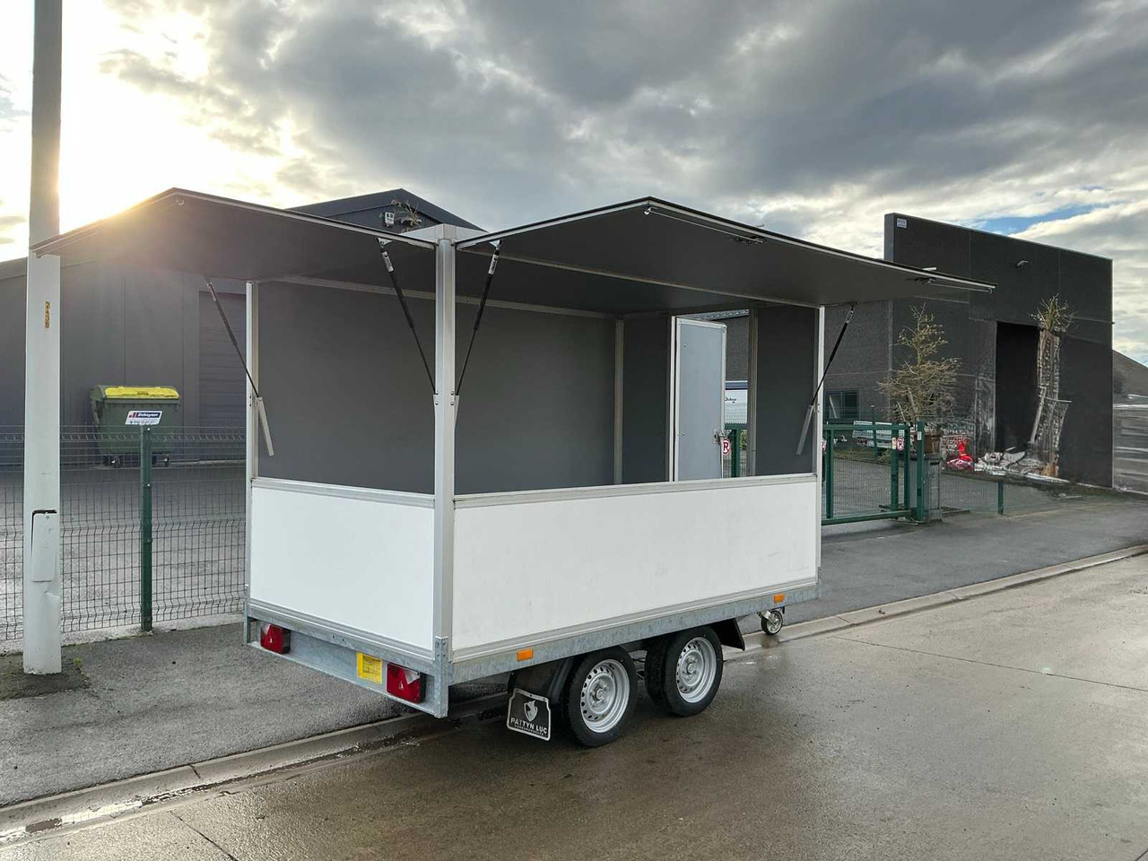 2023 HAPERT SAPPHIRE FOOD TRUCK - Haagis: pilt 1 2023 HAPERT SAPPHIRE FOOD TRUCK - Haagis: pilt 1