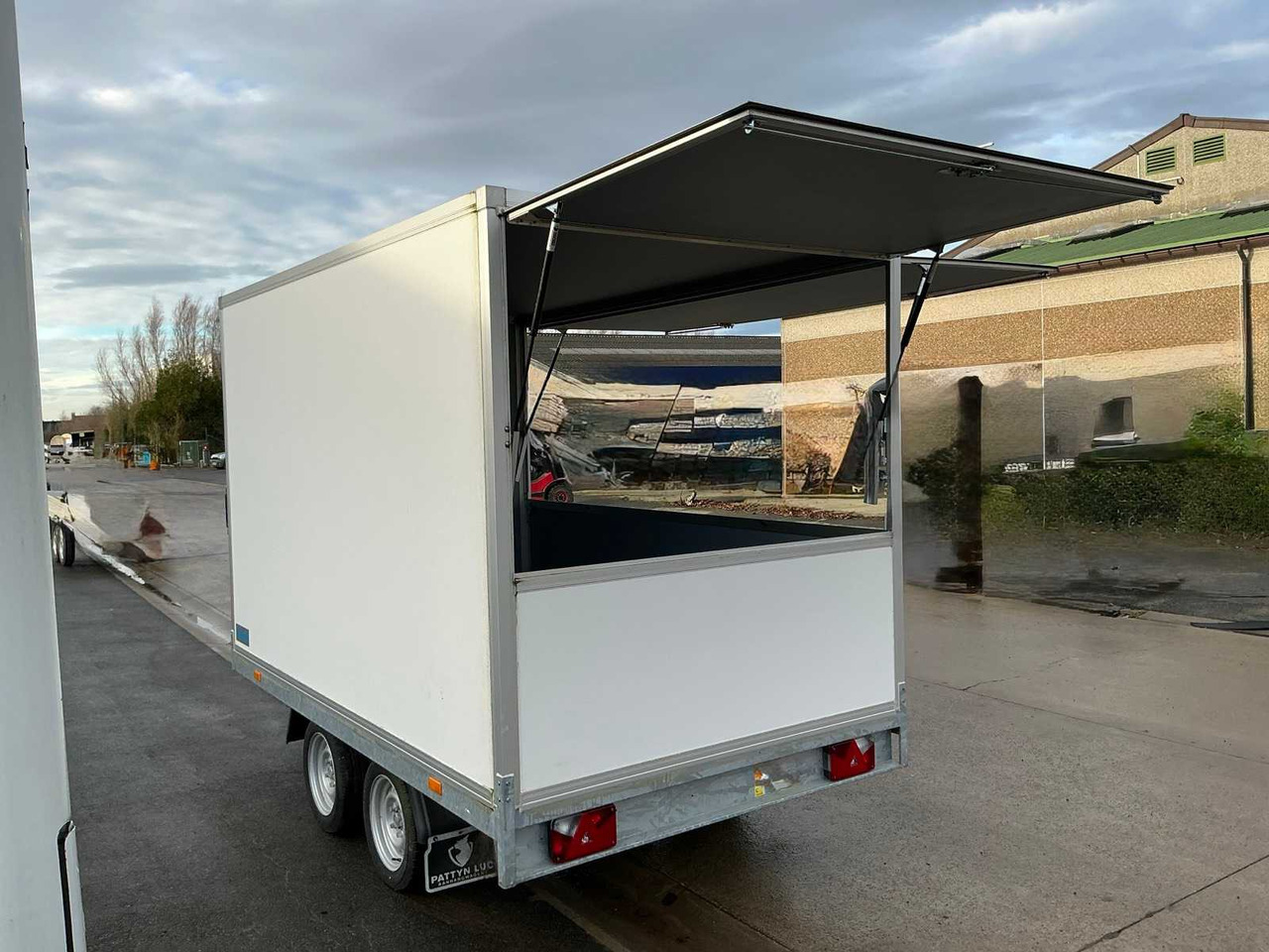 2023 HAPERT SAPPHIRE FOOD TRUCK - Haagis: pilt 4 2023 HAPERT SAPPHIRE FOOD TRUCK - Haagis: pilt 4