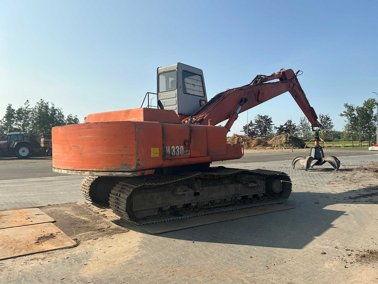Hitachi FH330LC3 - Lintekskavaator: pilt 2 Hitachi FH330LC3 - Lintekskavaator: pilt 2