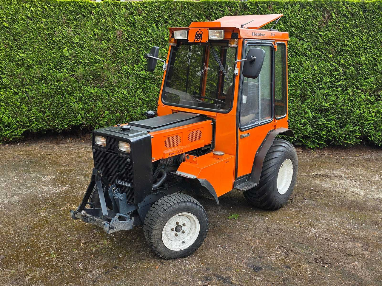 Holder P70 - Munitsipaaltraktor: pilt 1 Holder P70 - Munitsipaaltraktor: pilt 1