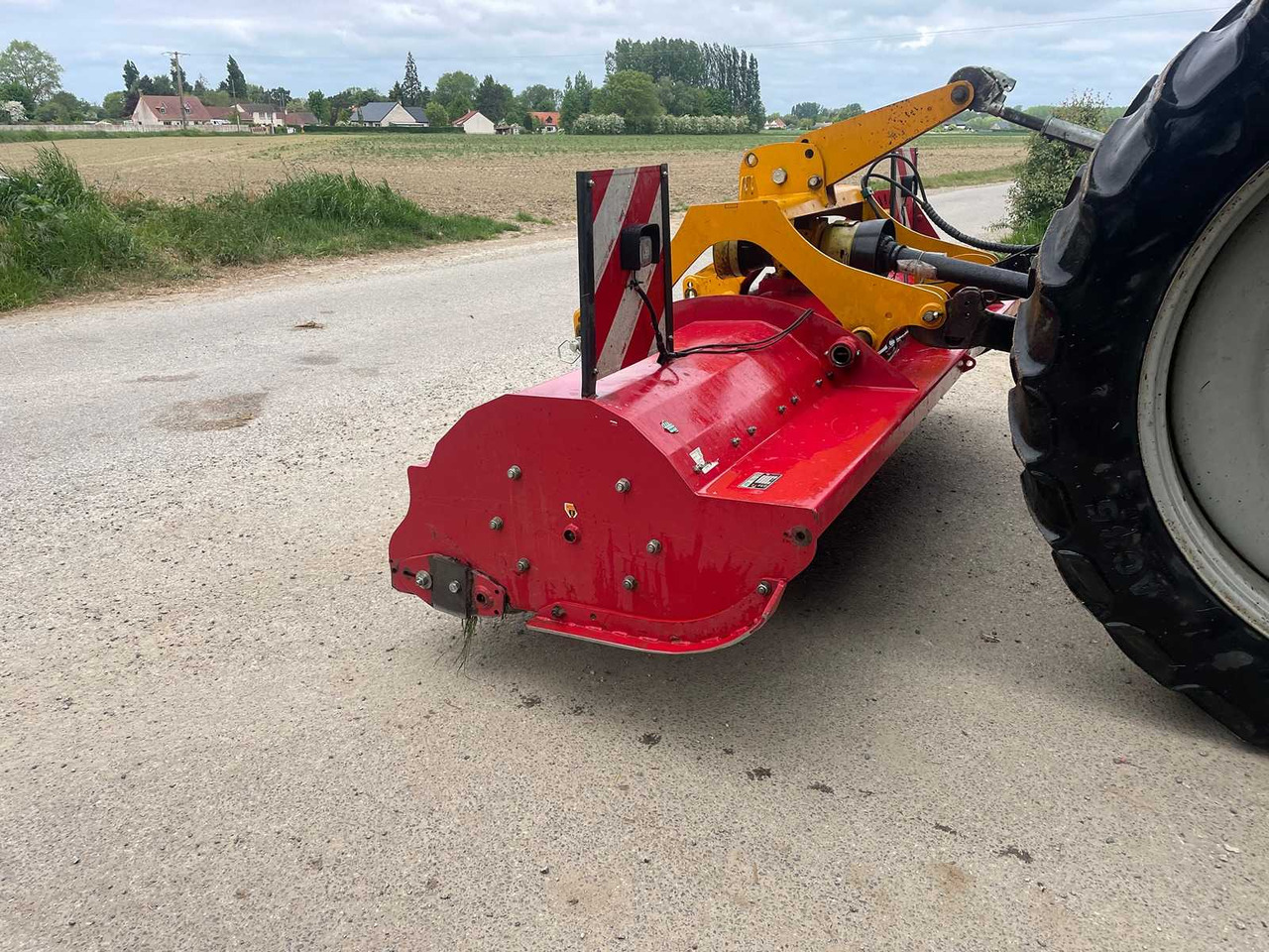 Ino Mulcer Dominator 310 - Hooldusniiduk/ Multšer: pilt 5 Ino Mulcer Dominator 310 - Hooldusniiduk/ Multšer: pilt 5