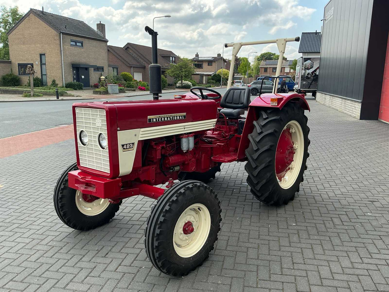 International 423 - Traktor: pilt 3 International 423 - Traktor: pilt 3
