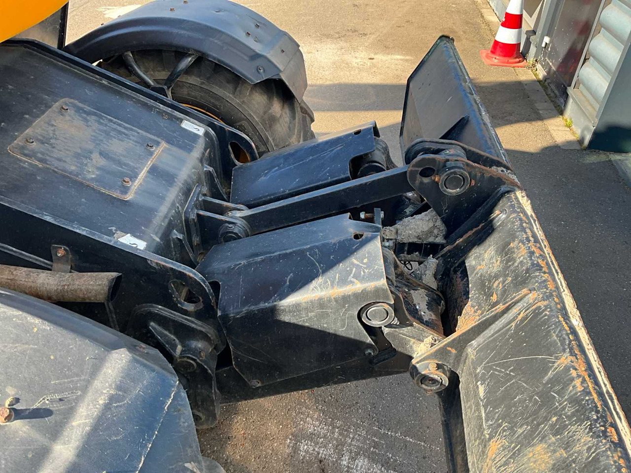Ratastel ekskavaator JCB HD110WTT4: pilt 23