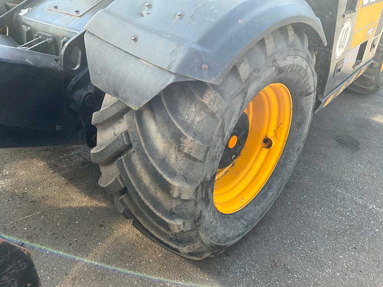 Ratastel ekskavaator JCB HD110WTT4: pilt 7