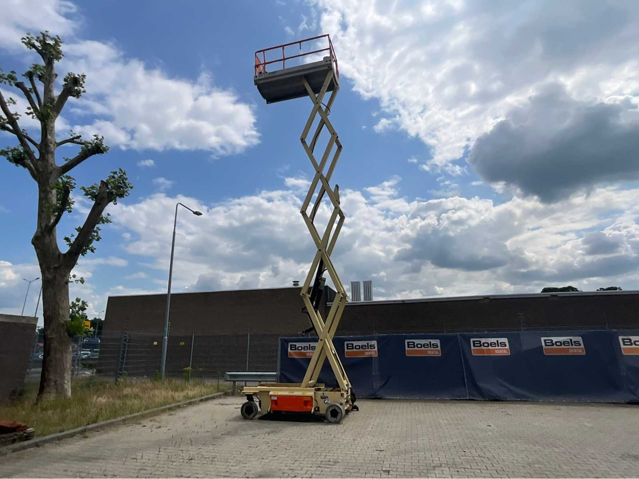 JLG 3246ES - Platvorm: pilt 1 JLG 3246ES - Platvorm: pilt 1