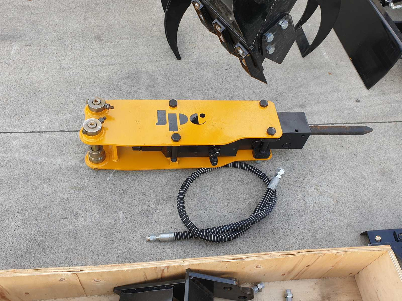 Miniekskavaator JPC HT12 MINI EXCAVATOR WITH ATTACHMENTS: pilt 8 Miniekskavaator JPC HT12 MINI EXCAVATOR WITH ATTACHMENTS: pilt 8