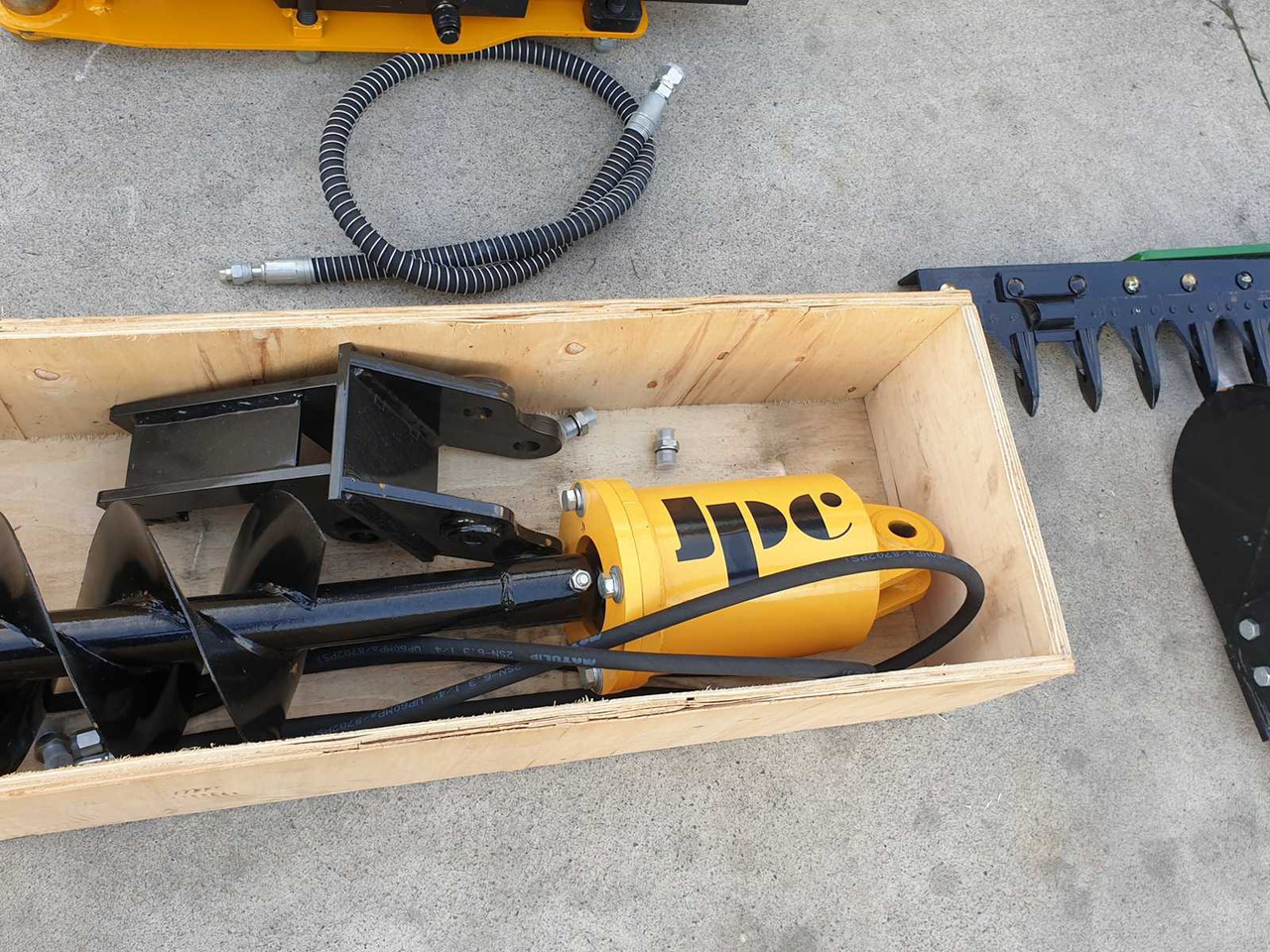 Miniekskavaator JPC HT12 MINI EXCAVATOR WITH ATTACHMENTS: pilt 7 Miniekskavaator JPC HT12 MINI EXCAVATOR WITH ATTACHMENTS: pilt 7