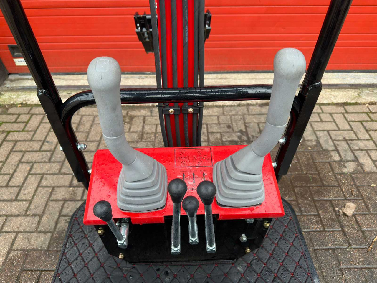 JPC HT12 - Miniekskavaator: pilt 5 JPC HT12 - Miniekskavaator: pilt 5