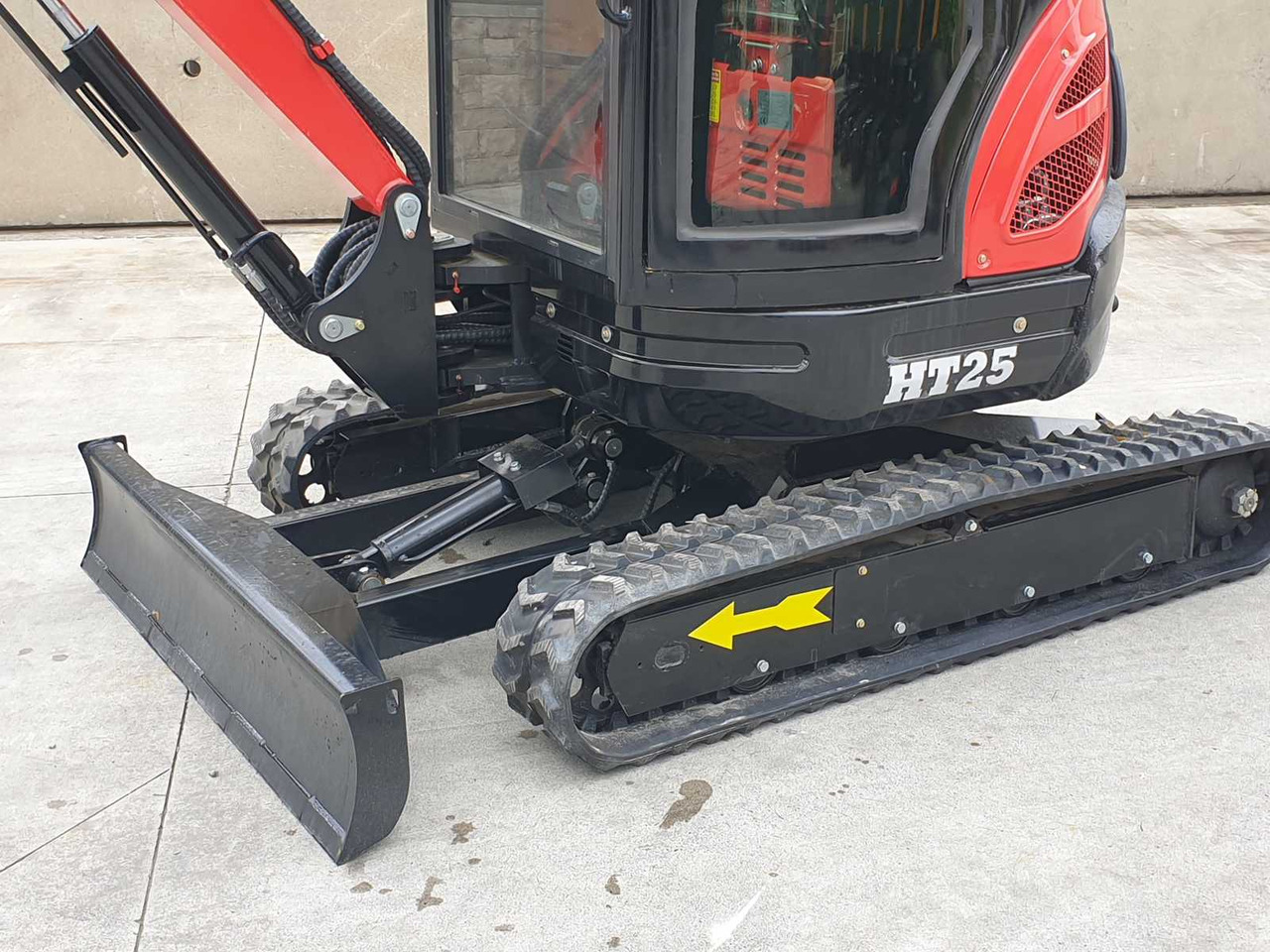 JPC HT25 MINI EXCAVATOR - Miniekskavaator: pilt 4 JPC HT25 MINI EXCAVATOR - Miniekskavaator: pilt 4