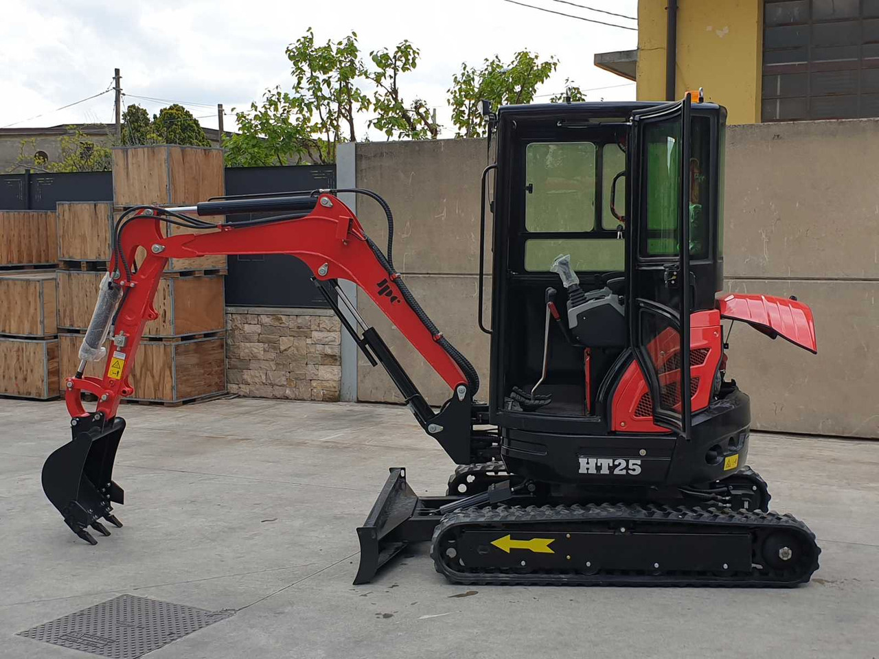 JPC HT25 MINI EXCAVATOR - Miniekskavaator: pilt 2 JPC HT25 MINI EXCAVATOR - Miniekskavaator: pilt 2