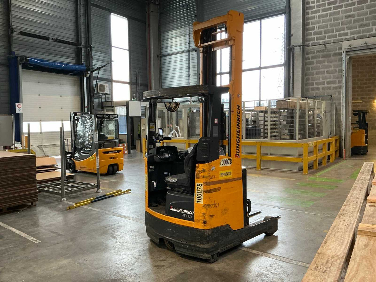 JUNGHEINRICH - 2014 - ETV214 - FORKLIFT - Kahveltõstuk: pilt 4 JUNGHEINRICH - 2014 - ETV214 - FORKLIFT - Kahveltõstuk: pilt 4