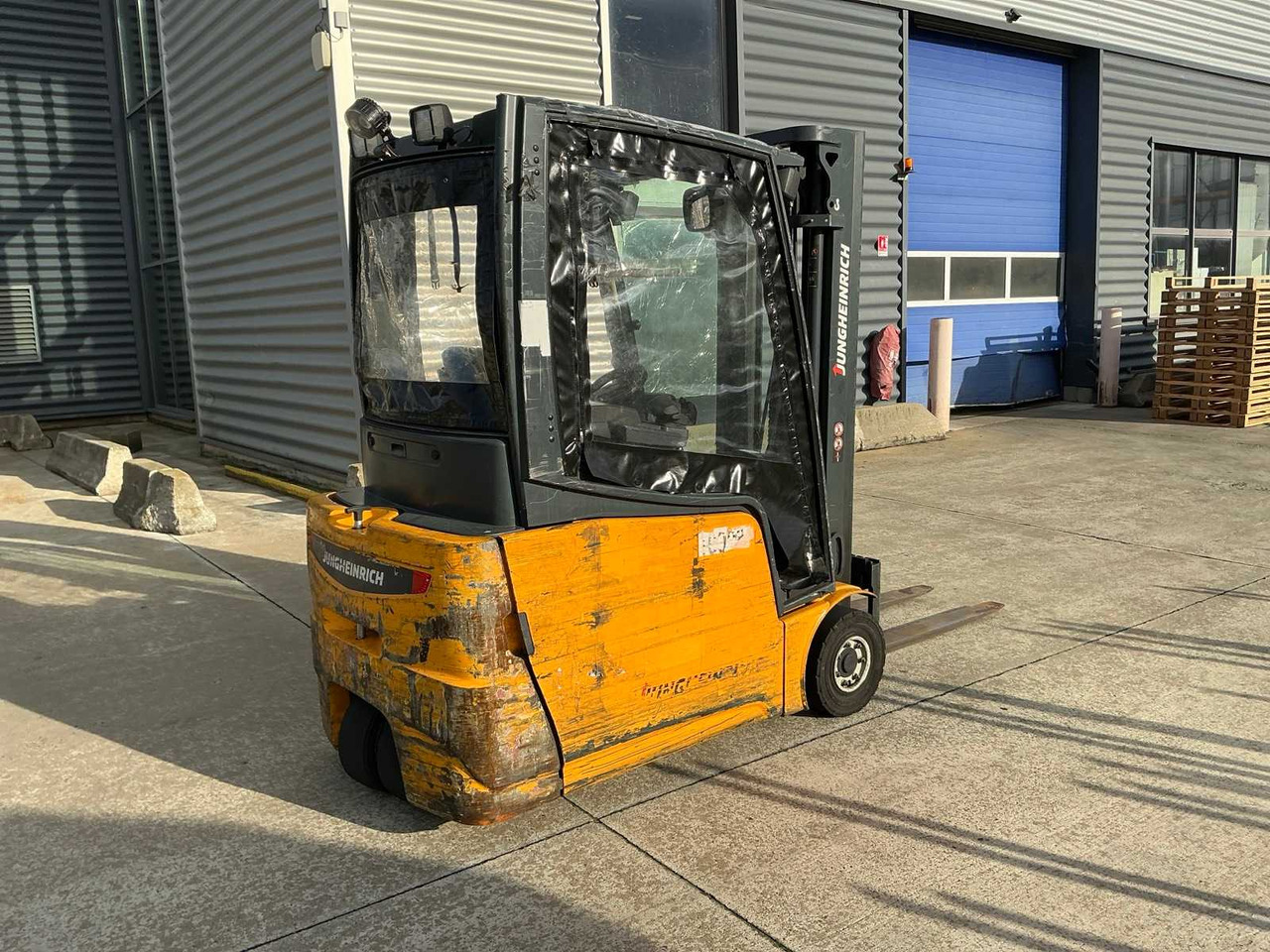 JUNGHEINRICH - 2015 - EFG216 - FORKLIFT - Kahveltõstuk: pilt 4 JUNGHEINRICH - 2015 - EFG216 - FORKLIFT - Kahveltõstuk: pilt 4