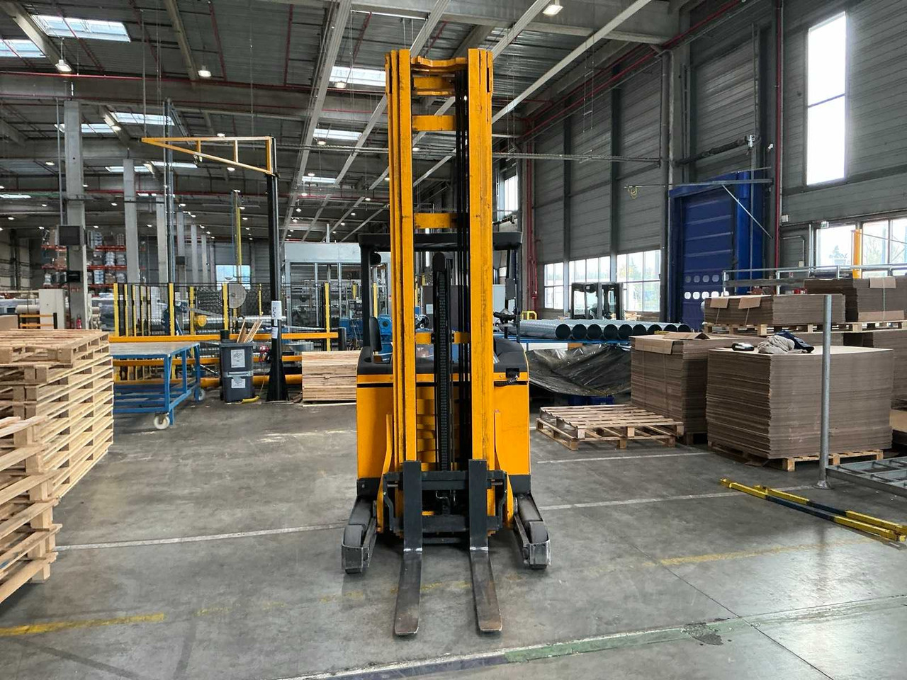 JUNGHEINRICH - 2015 - ETV214 - FORKLIFT - Kahveltõstuk: pilt 2 JUNGHEINRICH - 2015 - ETV214 - FORKLIFT - Kahveltõstuk: pilt 2