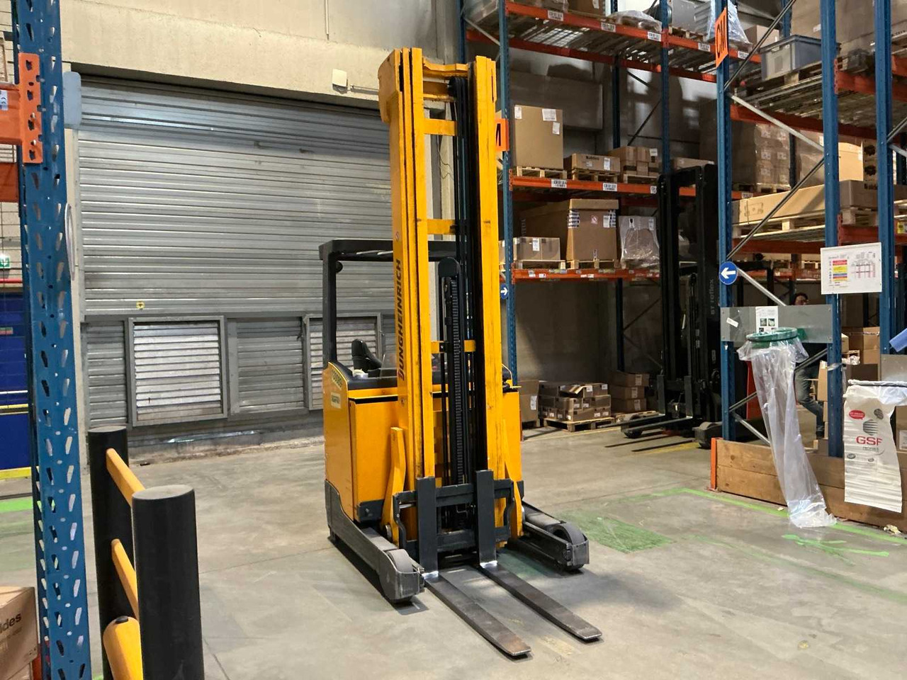 JUNGHEINRICH - 2015 - EVT214 - FORKLIFT - Kahveltõstuk: pilt 3 JUNGHEINRICH - 2015 - EVT214 - FORKLIFT - Kahveltõstuk: pilt 3