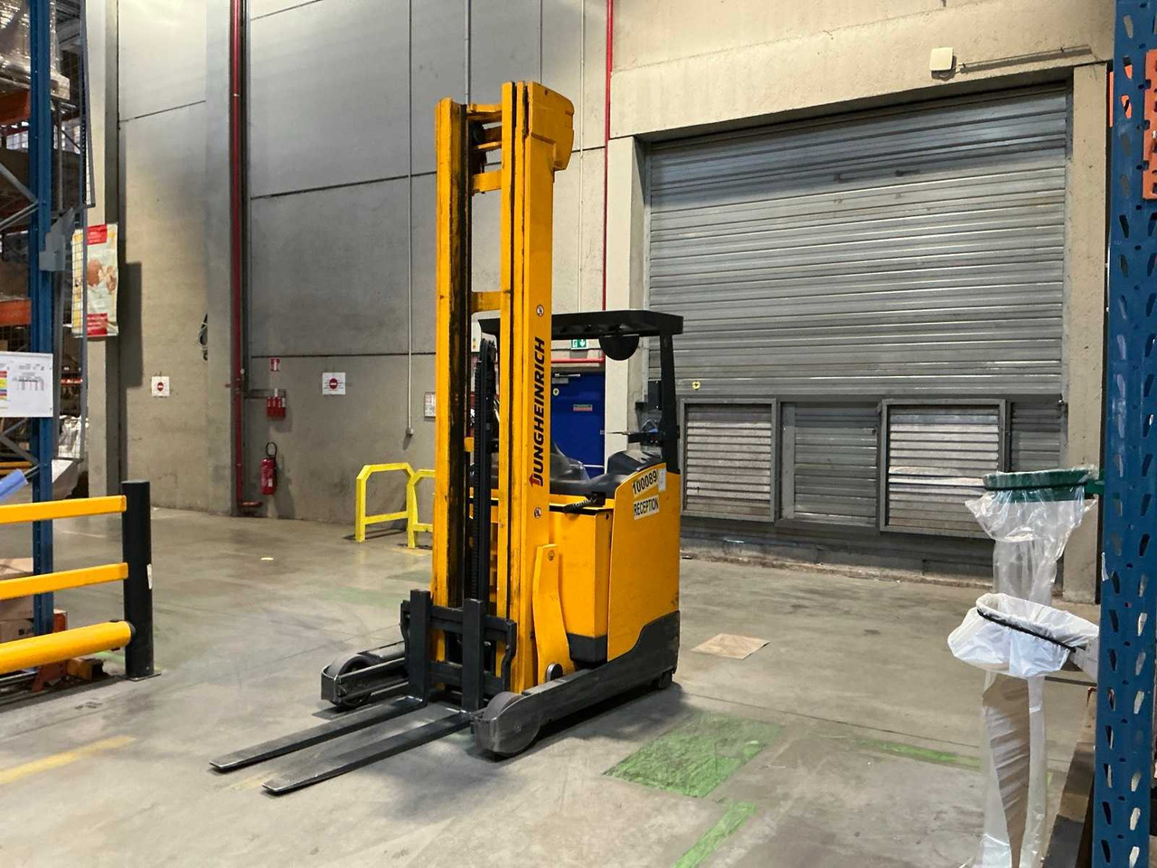 JUNGHEINRICH - 2015 - EVT214 - FORKLIFT - Kahveltõstuk: pilt 1 JUNGHEINRICH - 2015 - EVT214 - FORKLIFT - Kahveltõstuk: pilt 1