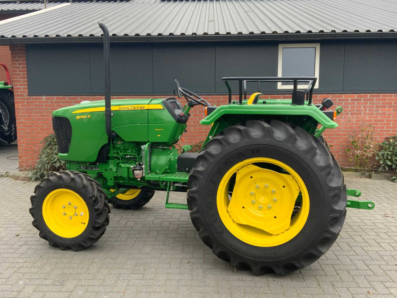 John Deere 5050D - Traktor: pilt 5 John Deere 5050D - Traktor: pilt 5