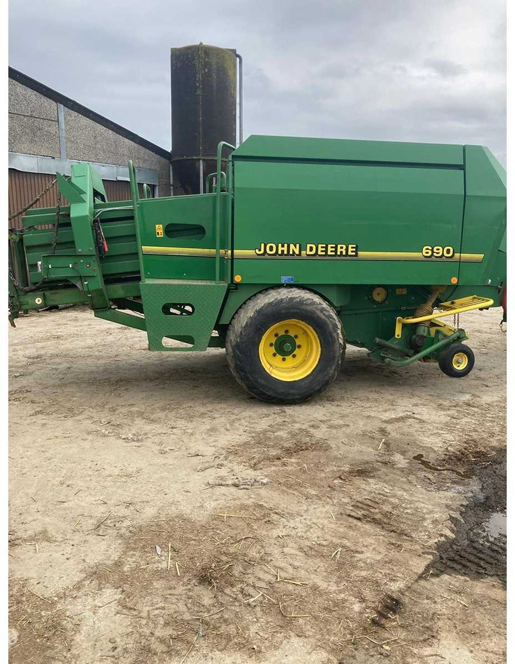 John Deere 690 - Heinapress, kandiline: pilt 3 John Deere 690 - Heinapress, kandiline: pilt 3