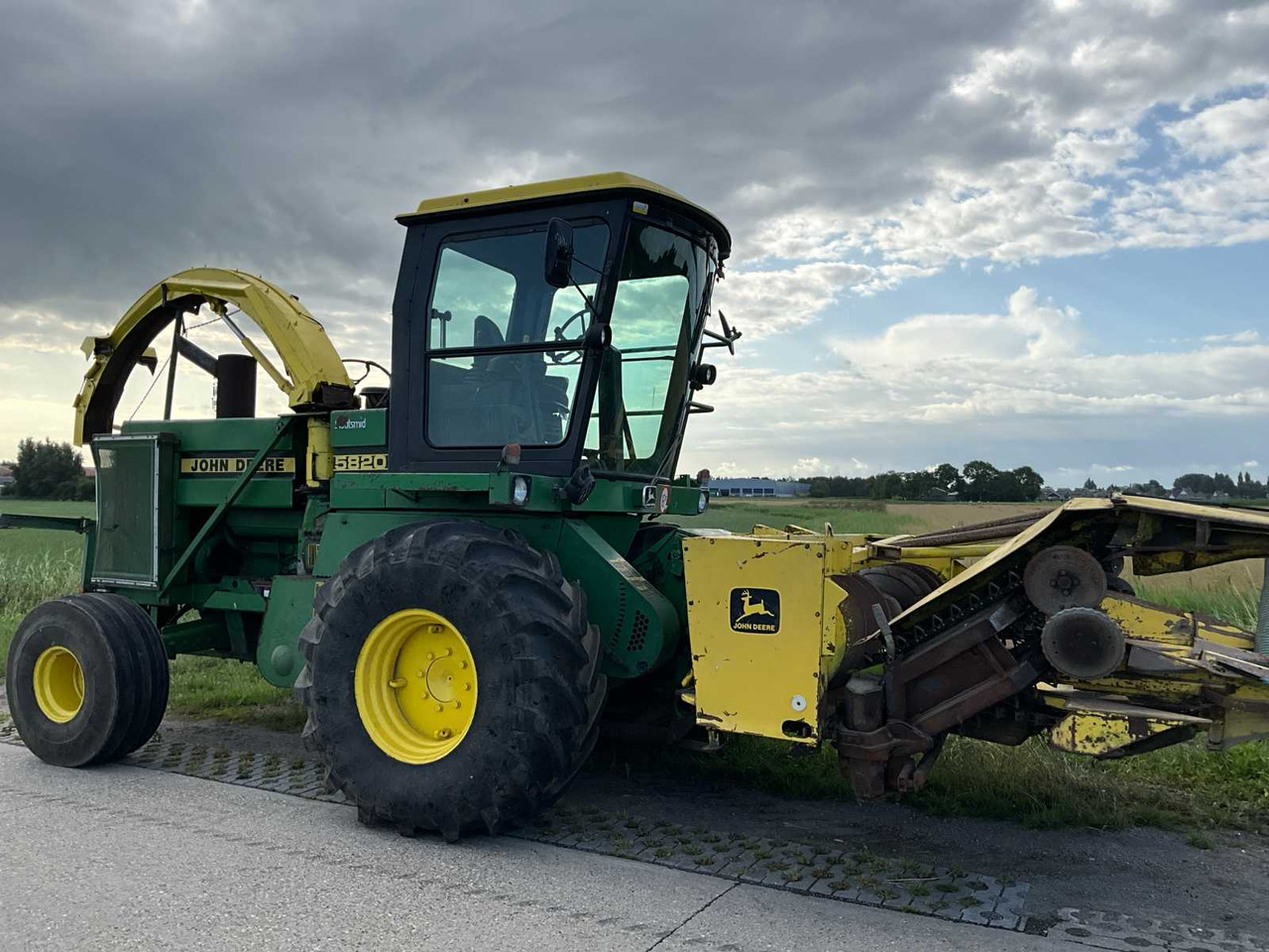 John deere 5820 - Koristusmasin: pilt 5 John deere 5820 - Koristusmasin: pilt 5