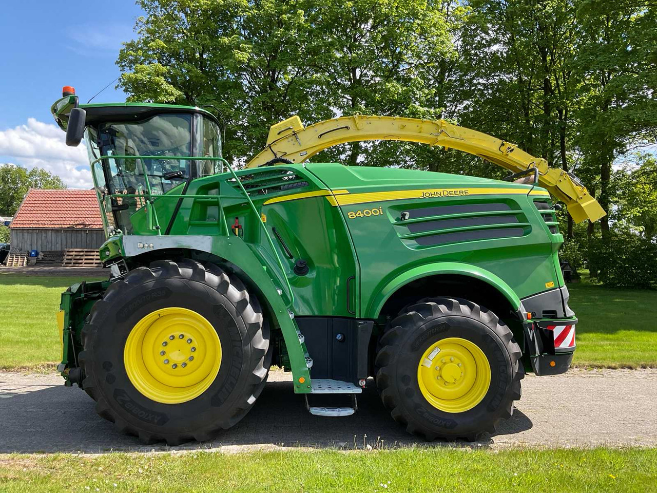 John deere 8400i - Koristusmasin: pilt 2 John deere 8400i - Koristusmasin: pilt 2