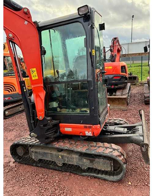 KUBOTA - 2020 - U 27-4 - MINI EXCAVATOR - Miniekskavaator: pilt 3 KUBOTA - 2020 - U 27-4 - MINI EXCAVATOR - Miniekskavaator: pilt 3