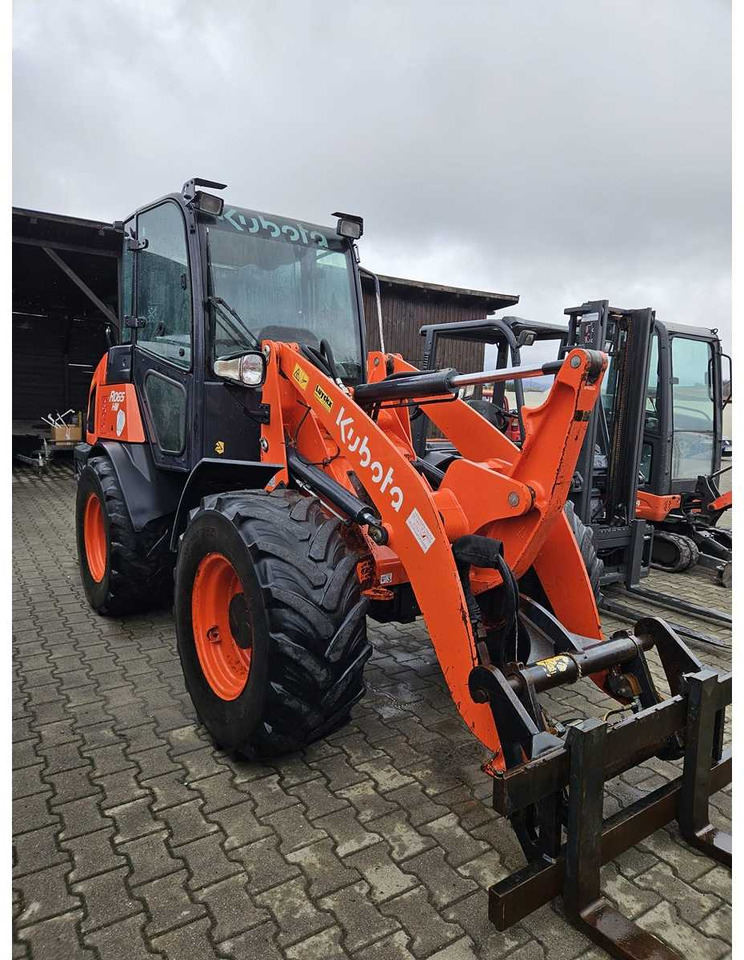 KUBOTA - R065 - WHELL LOADER - 2017 - Rataslaadur: pilt 1 KUBOTA - R065 - WHELL LOADER - 2017 - Rataslaadur: pilt 1
