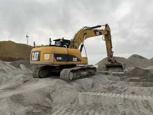 Komatsu 323D - Lintekskavaator: pilt 4 Komatsu 323D - Lintekskavaator: pilt 4