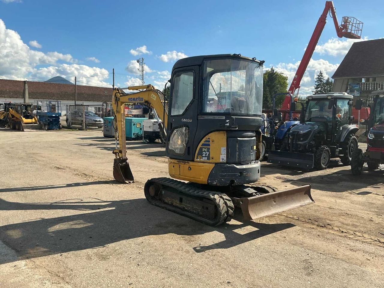 Komatsu KOMATSU - PC 27 MR-2 - MINI-EXCAVATOR - 2006 - Miniekskavaator: pilt 3 Komatsu KOMATSU - PC 27 MR-2 - MINI-EXCAVATOR - 2006 - Miniekskavaator: pilt 3