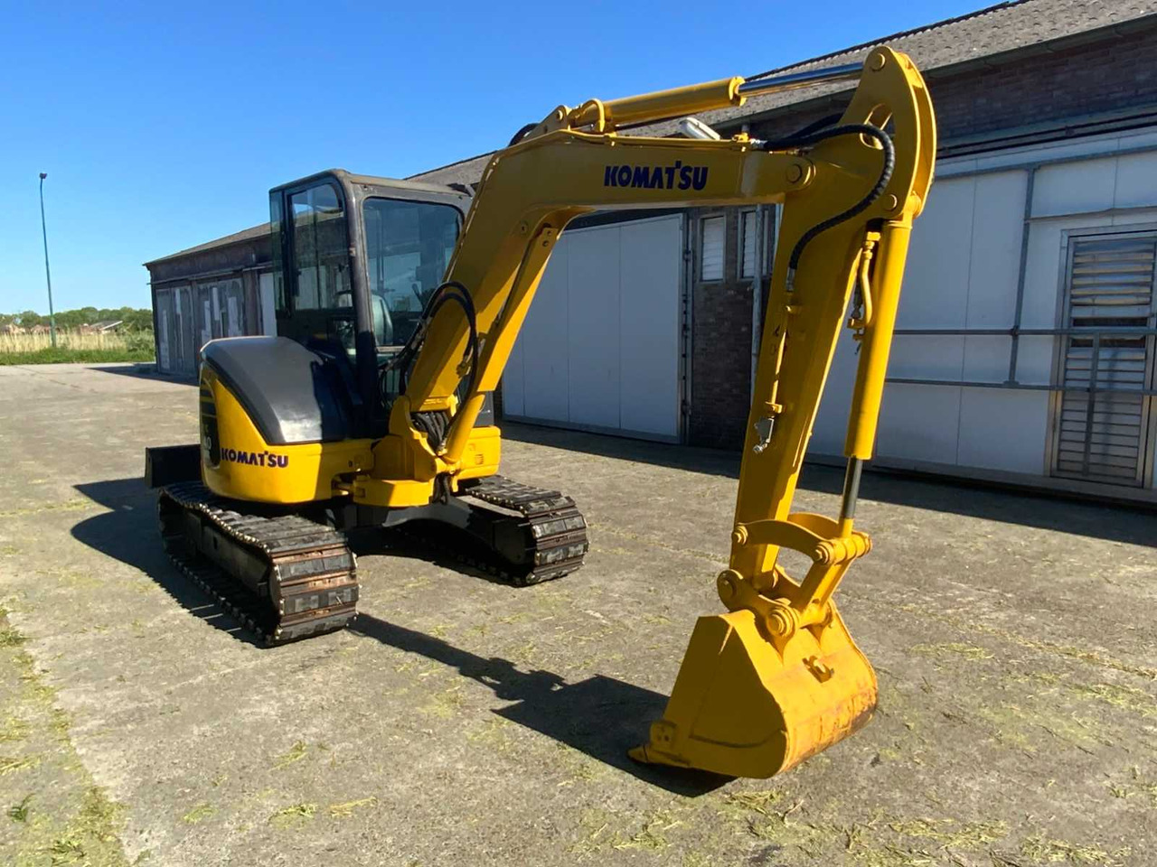 Komatsu PC40MR-3 - Lintekskavaator: pilt 4 Komatsu PC40MR-3 - Lintekskavaator: pilt 4
