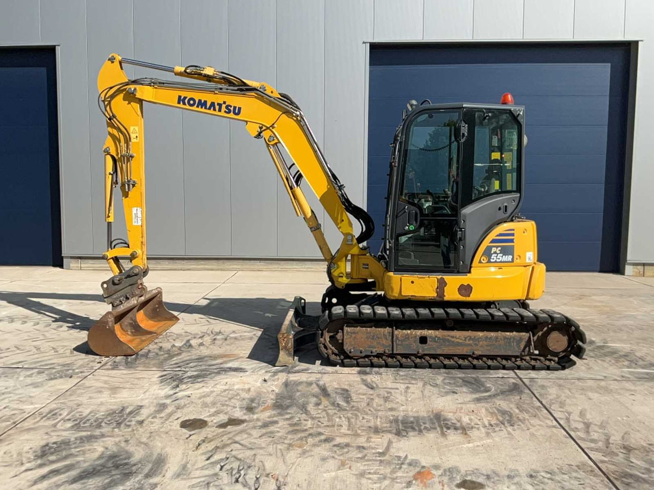 Lintekskavaator Komatsu PC55MR-5M0: pilt 8