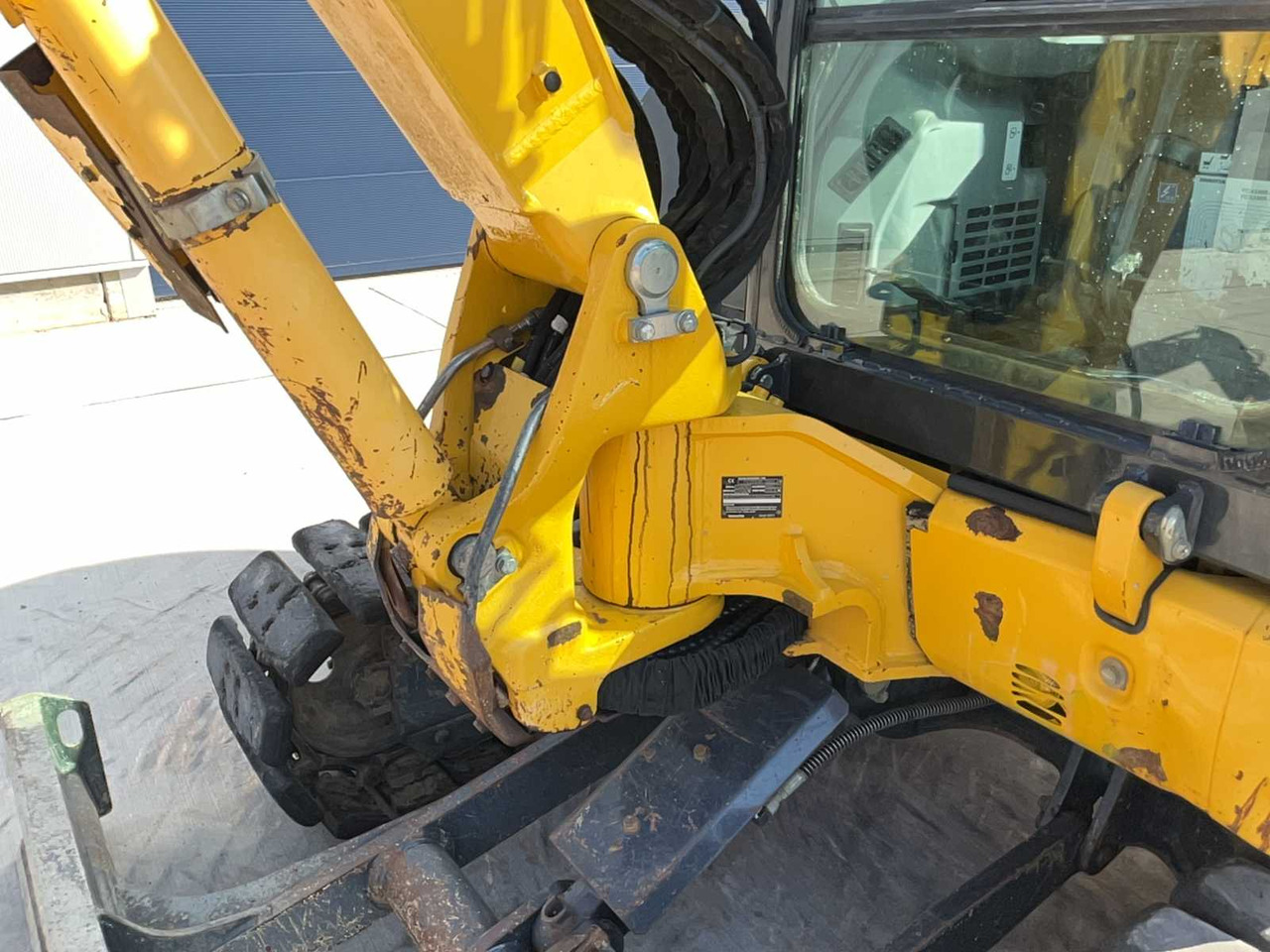 Lintekskavaator Komatsu PC55MR-5M0: pilt 16