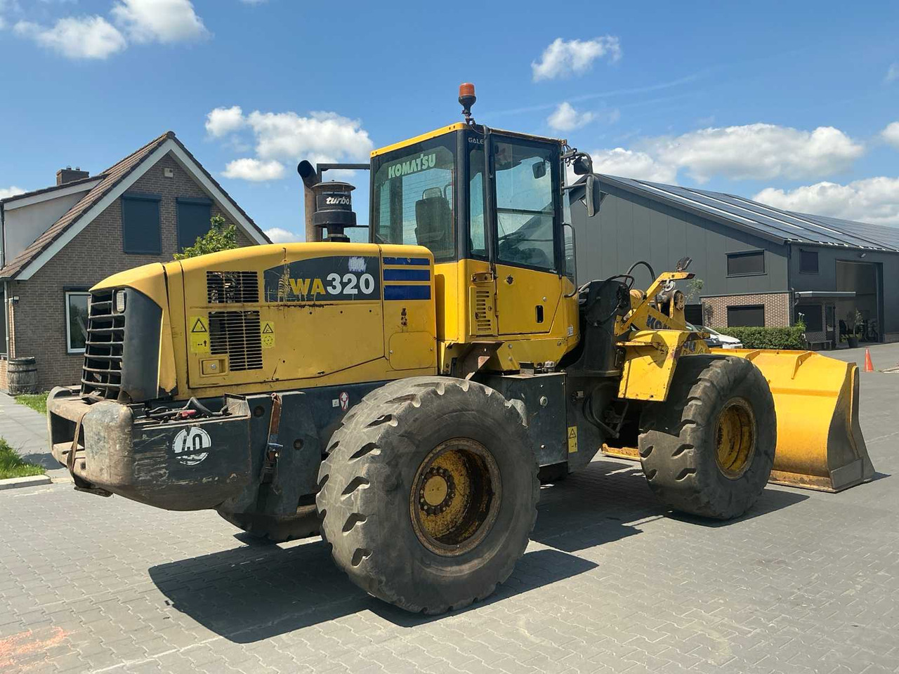 Komatsu WA320-5H - Rataslaadur: pilt 5 Komatsu WA320-5H - Rataslaadur: pilt 5