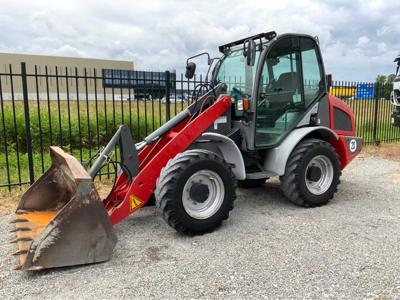 Kramer Allrad 346 - Rataslaadur: pilt 1 Kramer Allrad 346 - Rataslaadur: pilt 1