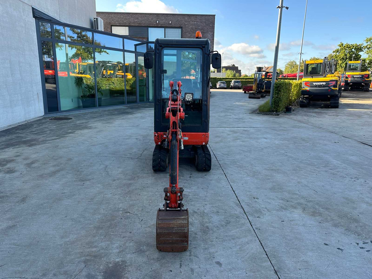 Kubota KX016-4 - Lintekskavaator: pilt 2 Kubota KX016-4 - Lintekskavaator: pilt 2