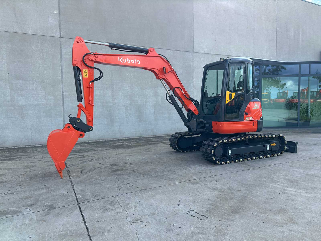 Kubota KX155-3 - Lintekskavaator: pilt 1 Kubota KX155-3 - Lintekskavaator: pilt 1