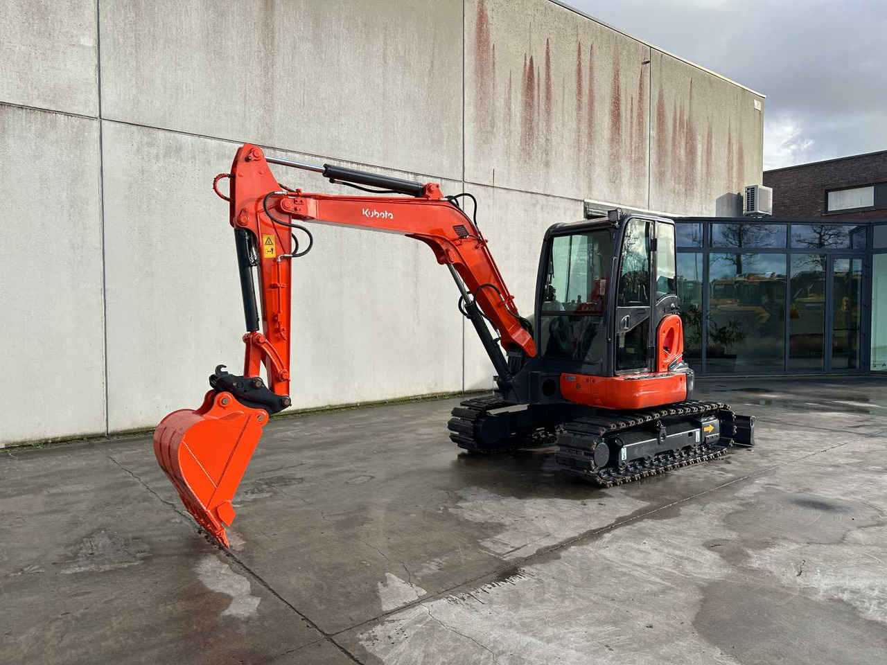 Kubota KX155-5 - Lintekskavaator: pilt 1 Kubota KX155-5 - Lintekskavaator: pilt 1
