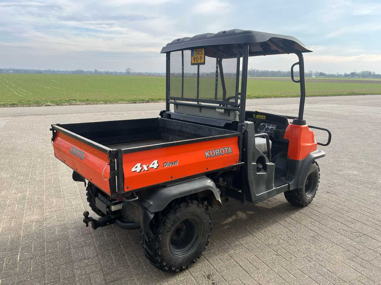 Kubota RTV900 - Põllutöö järelhaagis: pilt 3 Kubota RTV900 - Põllutöö järelhaagis: pilt 3