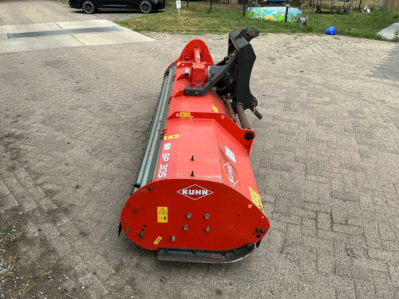 Kuhn BP305 - Hooldusniiduk: pilt 4 Kuhn BP305 - Hooldusniiduk: pilt 4
