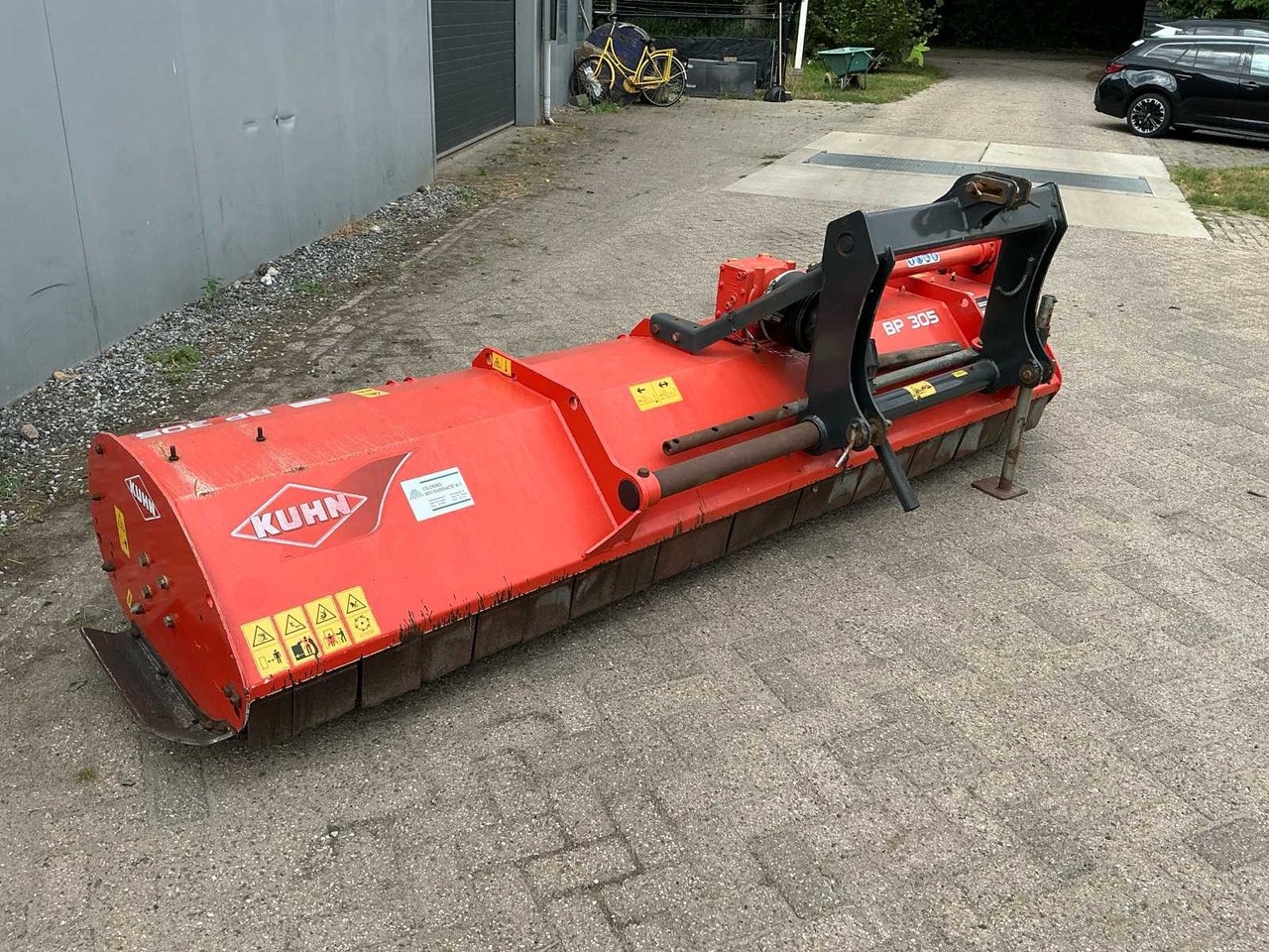 Kuhn BP305 - Hooldusniiduk: pilt 5 Kuhn BP305 - Hooldusniiduk: pilt 5