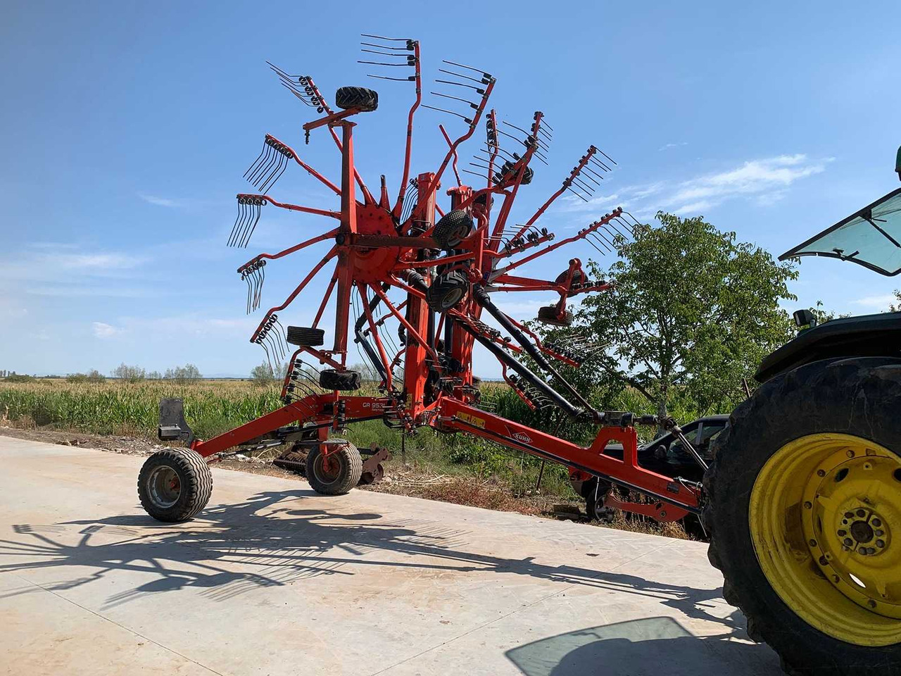 Kuhn - Mullafrees: pilt 1 Kuhn - Mullafrees: pilt 1