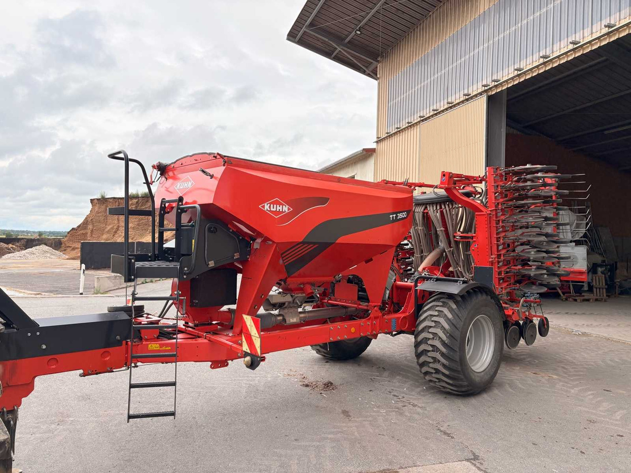 Kuhn TT 3500 - Külviseadmed: pilt 1 Kuhn TT 3500 - Külviseadmed: pilt 1