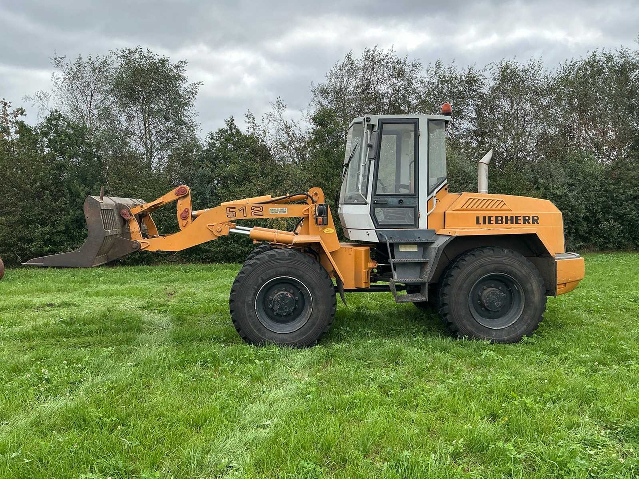 Liebherr L512 - Rataslaadur: pilt 3 Liebherr L512 - Rataslaadur: pilt 3